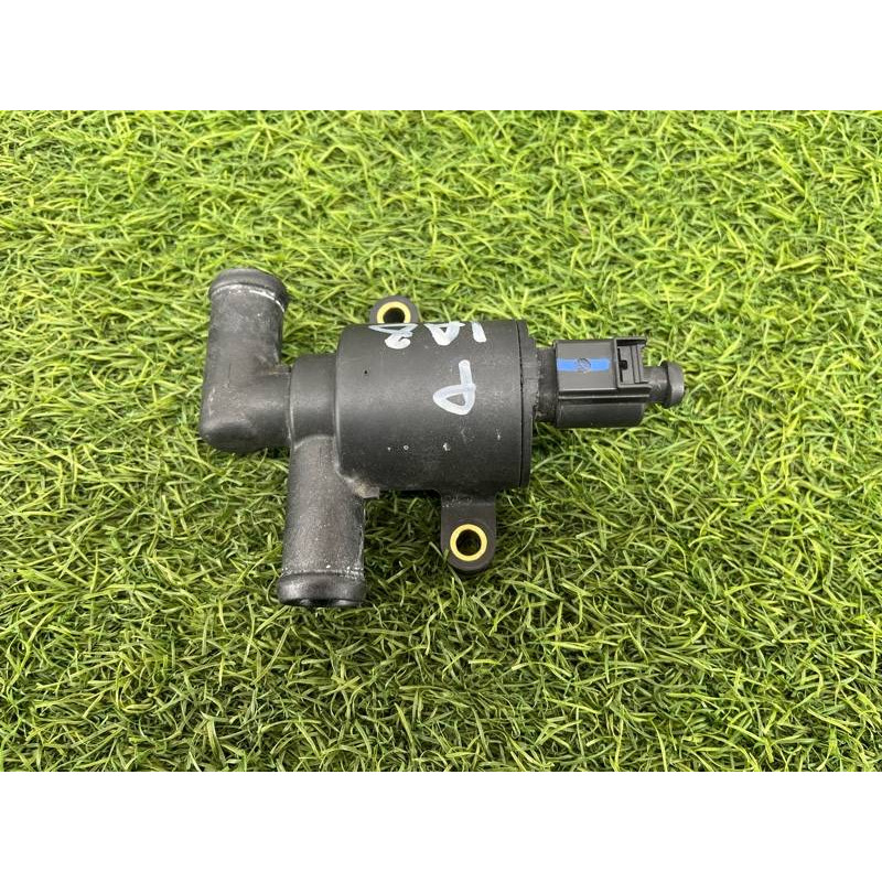 Клапан системы охлаждения (электрика / кнопки) AUDI A8 D4 2011 4,2 4H0121671G