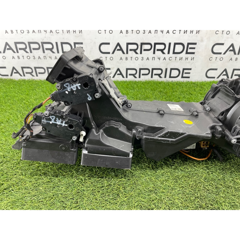 Корпус печки (отопление и кондиционирование) AUDI A8 D4 2011 4,2 4H0820329D