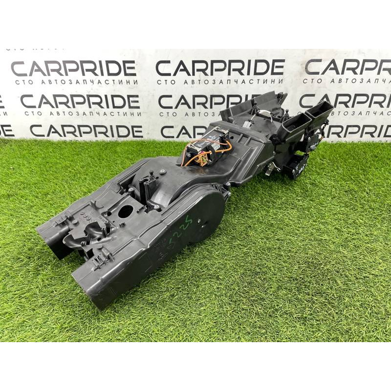 Корпус печки (отопление и кондиционирование) AUDI A8 D4 2011 4,2 4H0820329D
