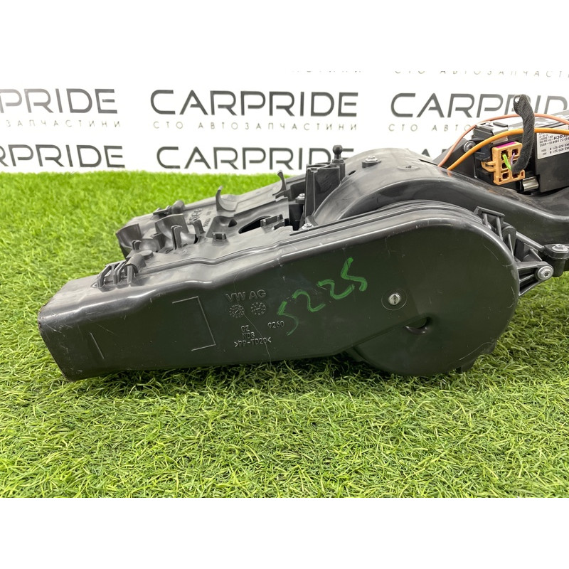 Корпус печки (отопление и кондиционирование) AUDI A8 D4 2011 4,2 4H0820329D