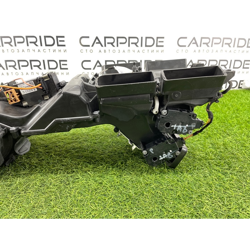 Корпус печки (отопление и кондиционирование) AUDI A8 D4 2011 4,2 4H0820329D