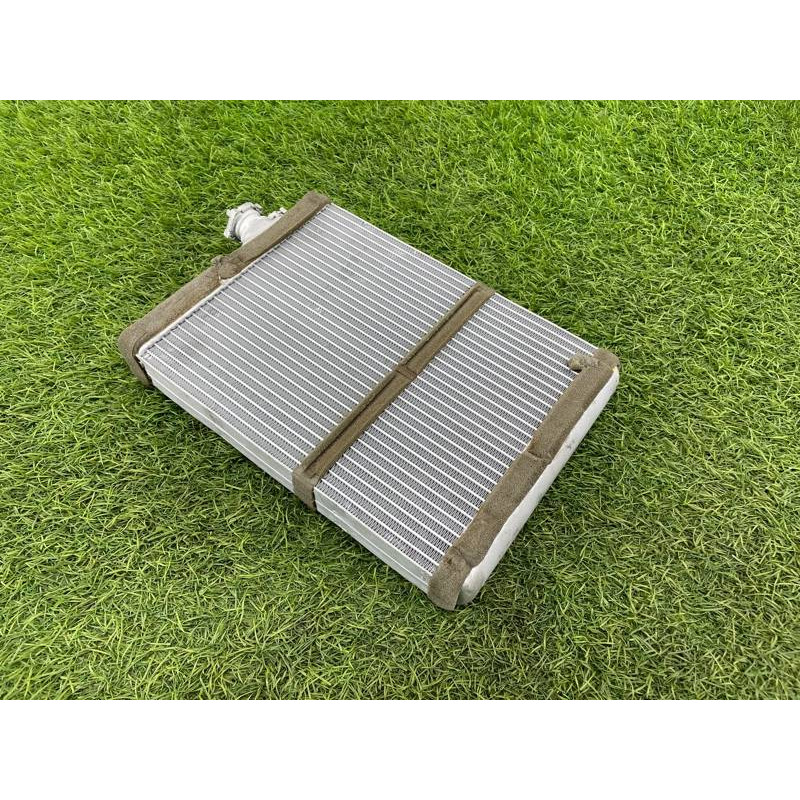 Радиатор печки (отопление и кондиционирование) Audi Q5 8R 2012 3.2 CALB 8K0898037A