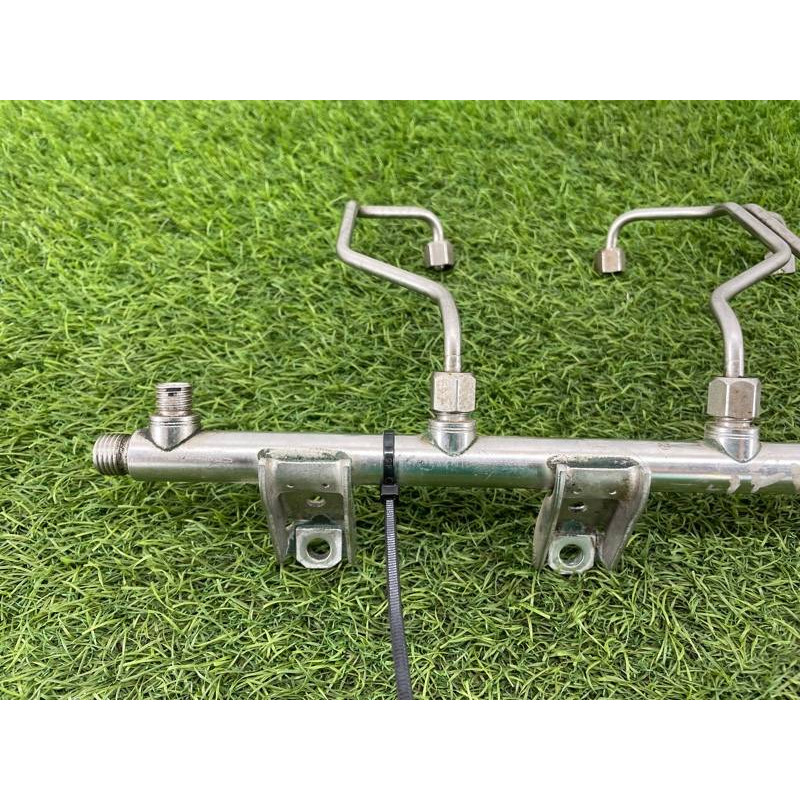 Топливная рампа (топливная система) BMW 5-series F10 2011 3.0 N55B30 13537576779