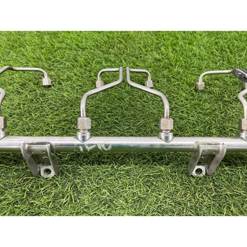 Топливная рампа (топливная система) BMW 5-series F10 2011 3.0 N55B30 13537576779