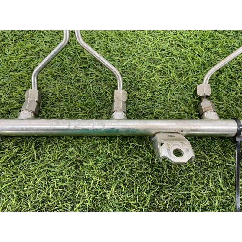 Топливная рампа (топливная система) BMW 5-series F10 2011 3.0 N55B30 13537576779