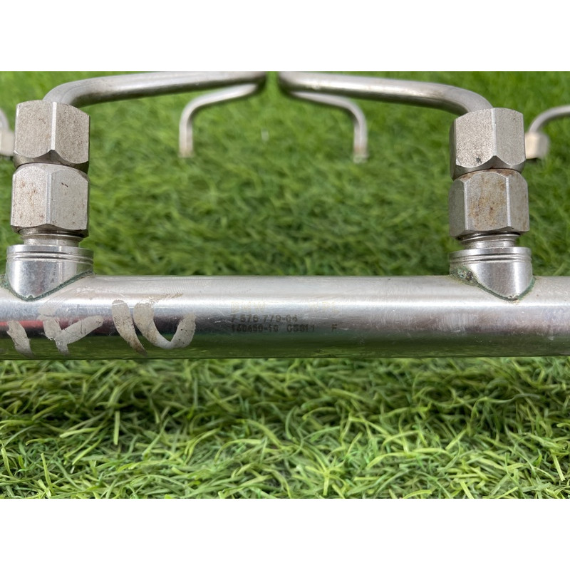 Топливная рампа (топливная система) BMW 5-series F10 2011 3.0 N55B30 13537576779