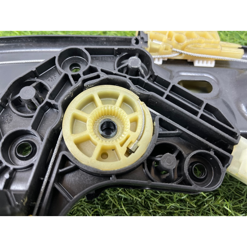 Механізм склопідйомника (кузов і елементи) BMW 5-series F10 2013 N63B44 51337182131