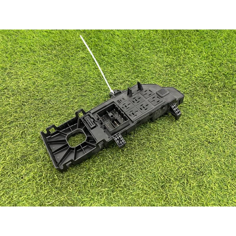 Блок предохранителей (электрика) Opel Vectra C 2004 2.2 SE 24400590