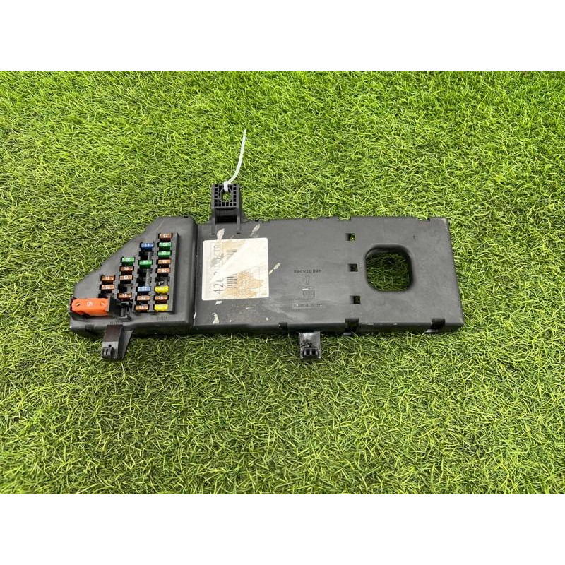 Блок предохранителей (электрика) Opel Vectra C 2004 2.2 SE 24400590