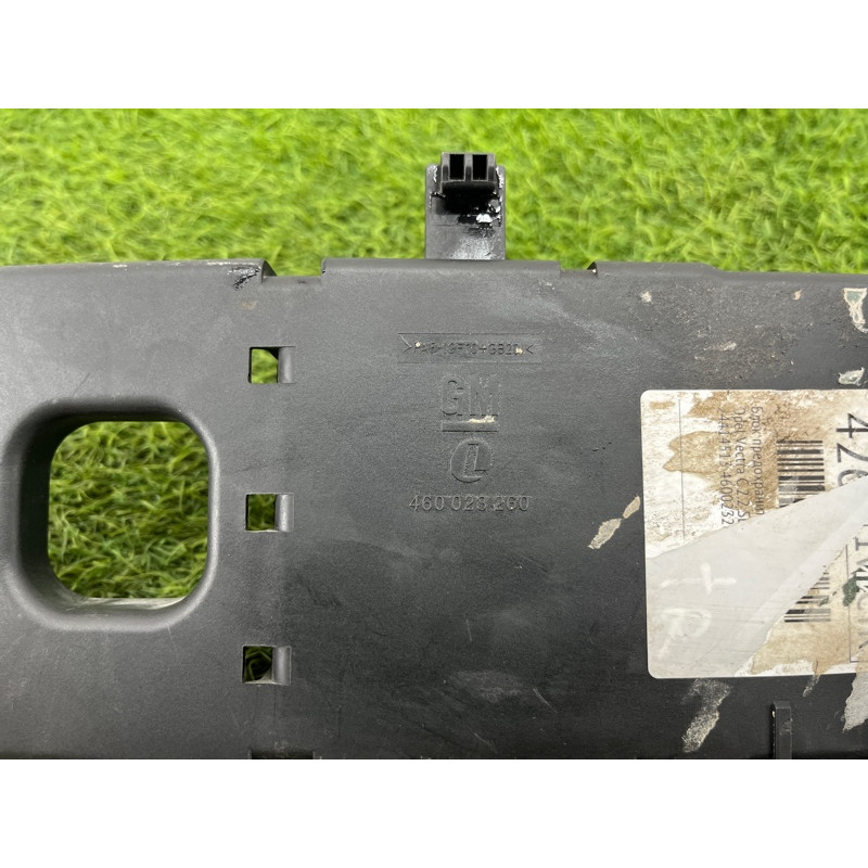 Блок предохранителей (электрика) Opel Vectra C 2004 2.2 SE 24400590