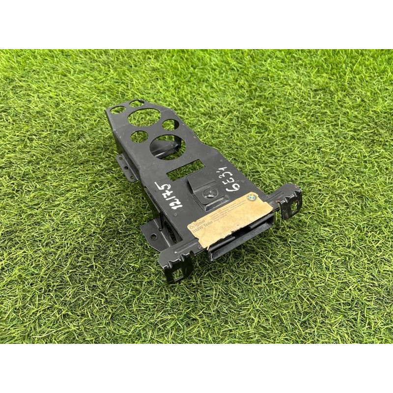 Направляющая подголовника (салон) BMW 5-series E34 1993 M20b25 52208102717