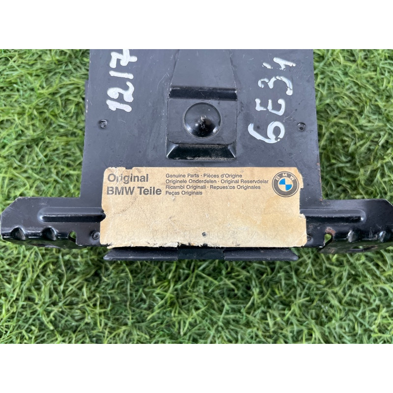 Направляющая подголовника (салон) BMW 5-series E34 1993 M20b25 52208102717