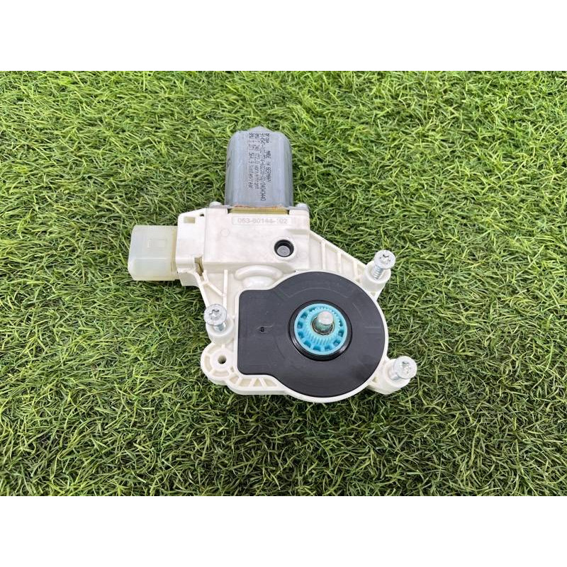 Мотор стеклоподъемника (электрика) BMW 5-series F10 51337271564