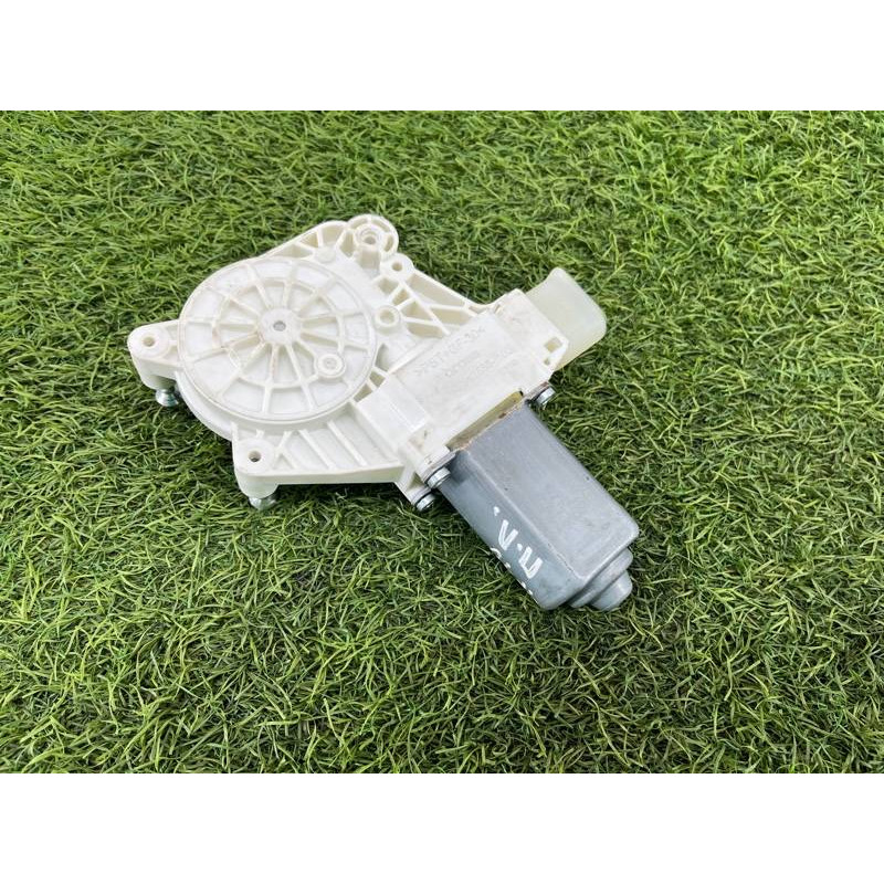 Мотор стеклоподъемника (электрика) BMW 5-series F10 51337271563