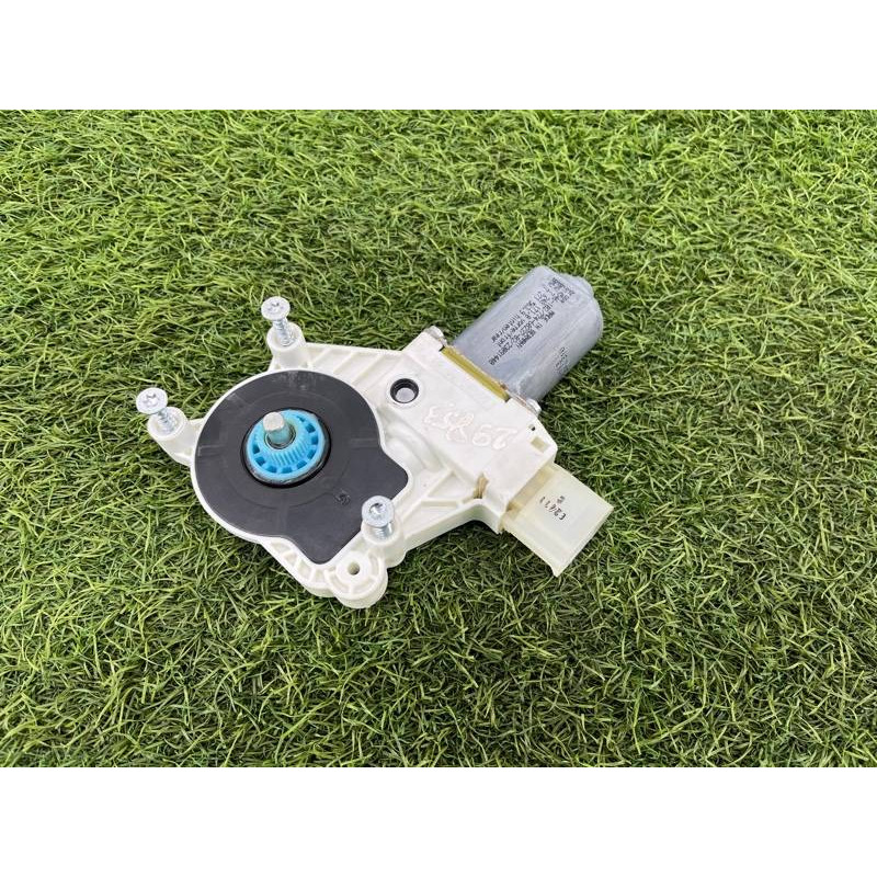 Мотор стеклоподъемника (электрика) BMW 5-series F10 51337271563