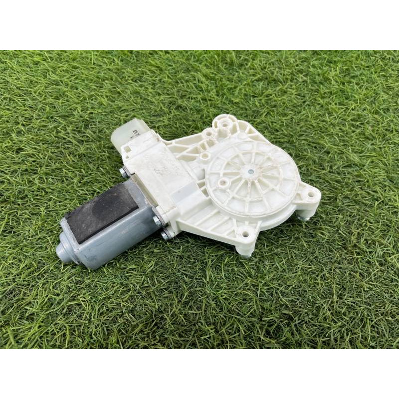 Мотор стеклоподъемника (электрика) BMW 5-series F10 51337271564