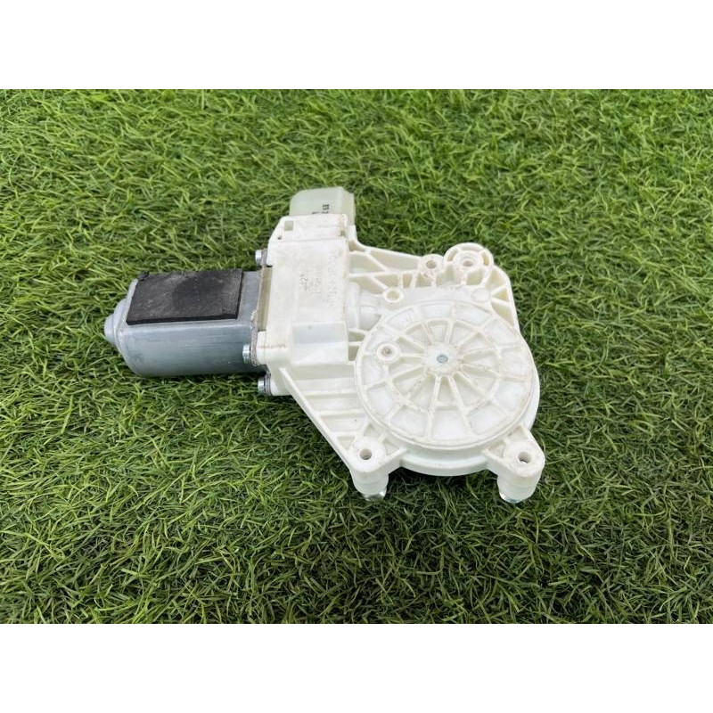 Мотор стеклоподъемника (электрика) BMW 5-series F10 51337271564