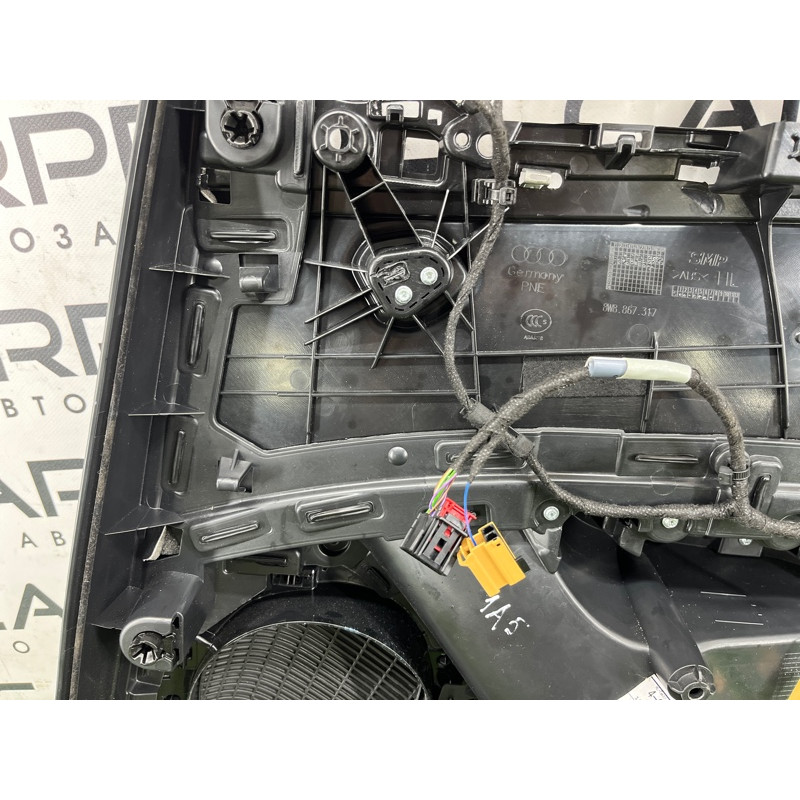 Дверна карта (салон) Audi A5 F5 2019 2.0 TFSI 8W8867303B WFA