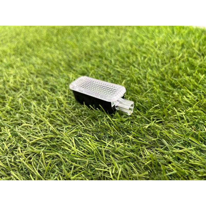 Плафон карты двери (электрика) Audi A5 F5 2019 2.0 TFSI 4E0947415