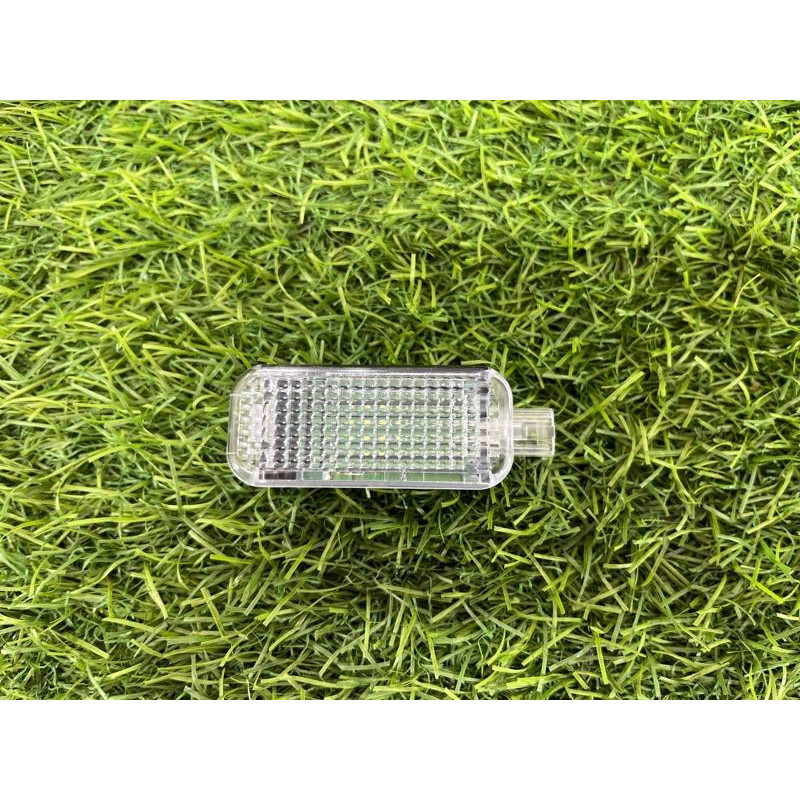 Плафон карты двери (электрика) Audi A5 F5 2019 2.0 TFSI 4E0947415