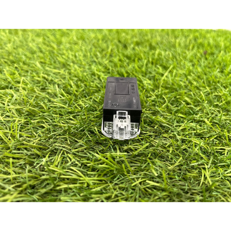 Плафон карты двери (электрика) Audi A5 F5 2019 2.0 TFSI 4E0947415