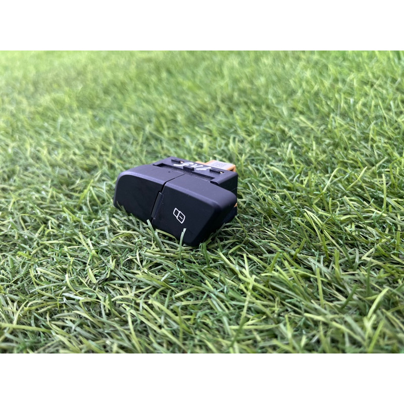 Кнопка блокировки центрального замка (электрика / кнопки) Audi A5 F5 2019 2.0 TFSI 8W0962108B5PR