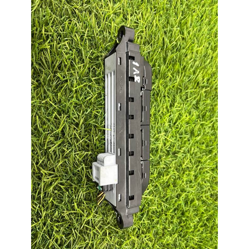 Кнопка памяти сидения (электрика / кнопки) AUDI A8 D4 2011 4,2 4H0959769