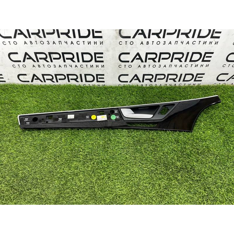 Декоративная накладка карты двери (салон) AUDI A8 D4 2011 4,2 4H0867067CV58