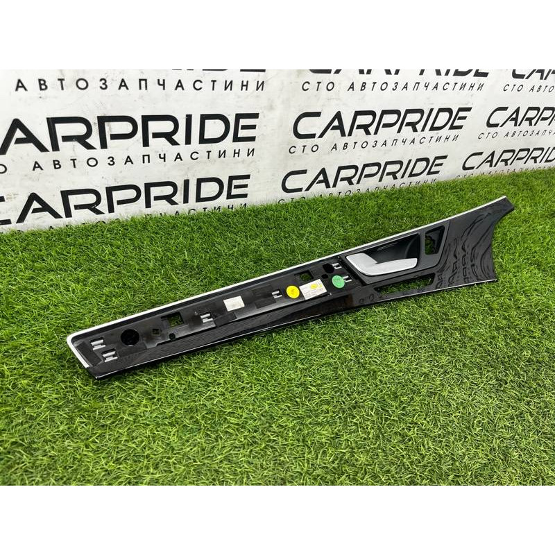 Декоративная накладка карты двери (салон) AUDI A8 D4 2011 4,2 4H0867067CV58