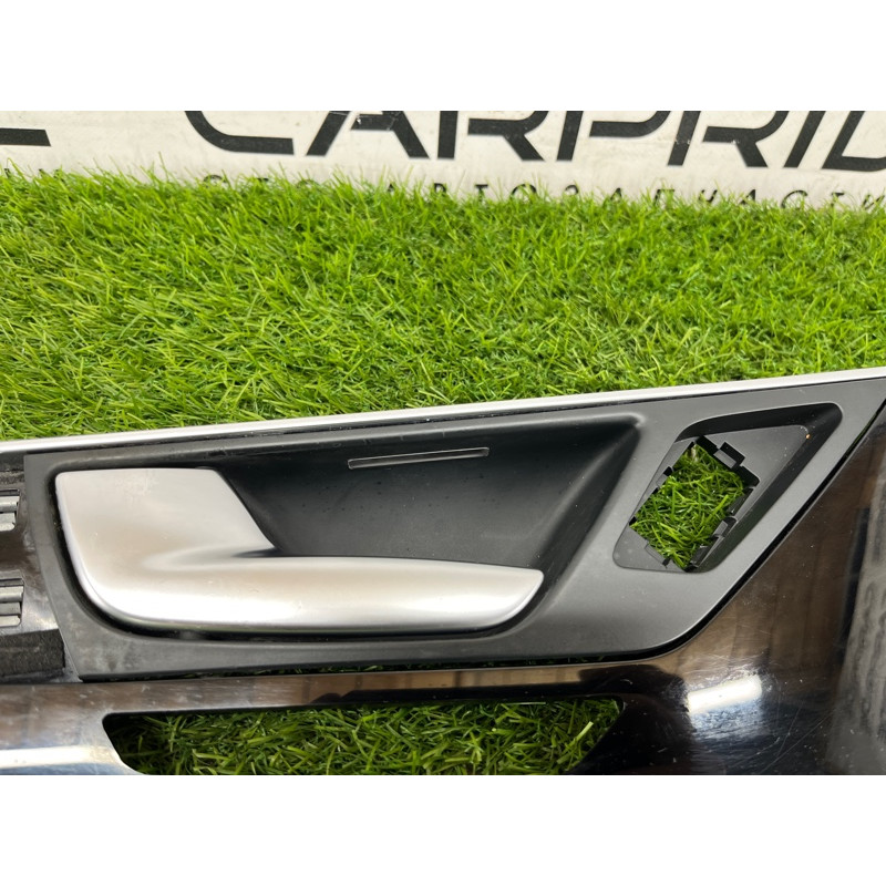 Декоративная накладка карты двери (салон) AUDI A8 D4 2011 4,2 4H0867067CV58