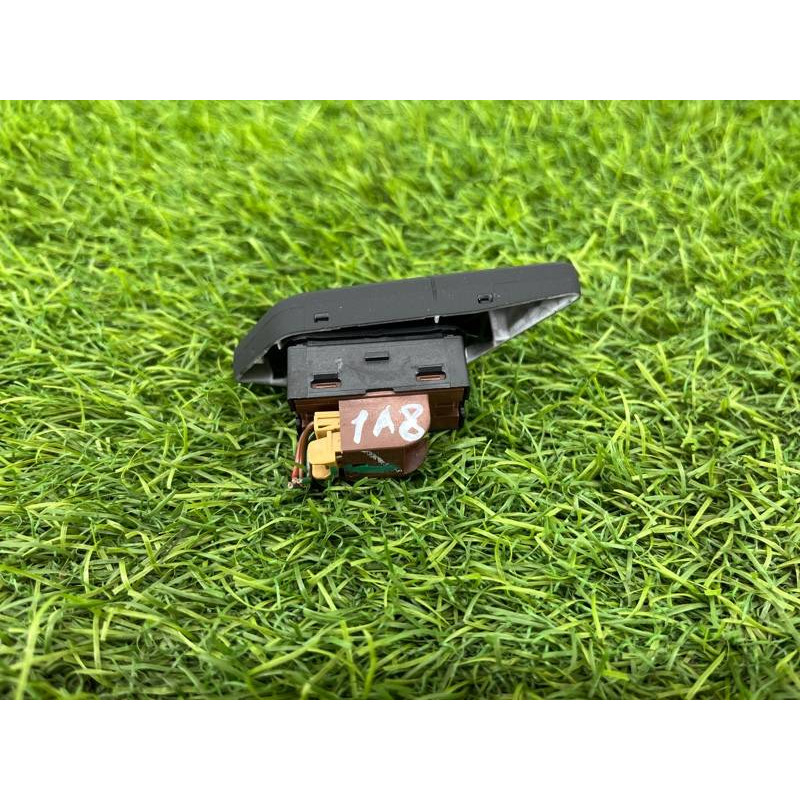 Кнопка блокировки центрального замка (электрика / кнопки) AUDI A8 D4 2011 4,2 4H0962107B5PR