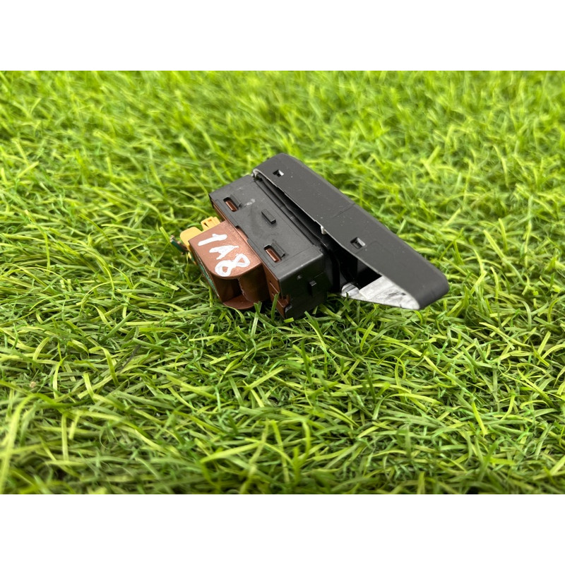 Кнопка блокировки центрального замка (электрика / кнопки) AUDI A8 D4 2011 4,2 4H0962107B5PR