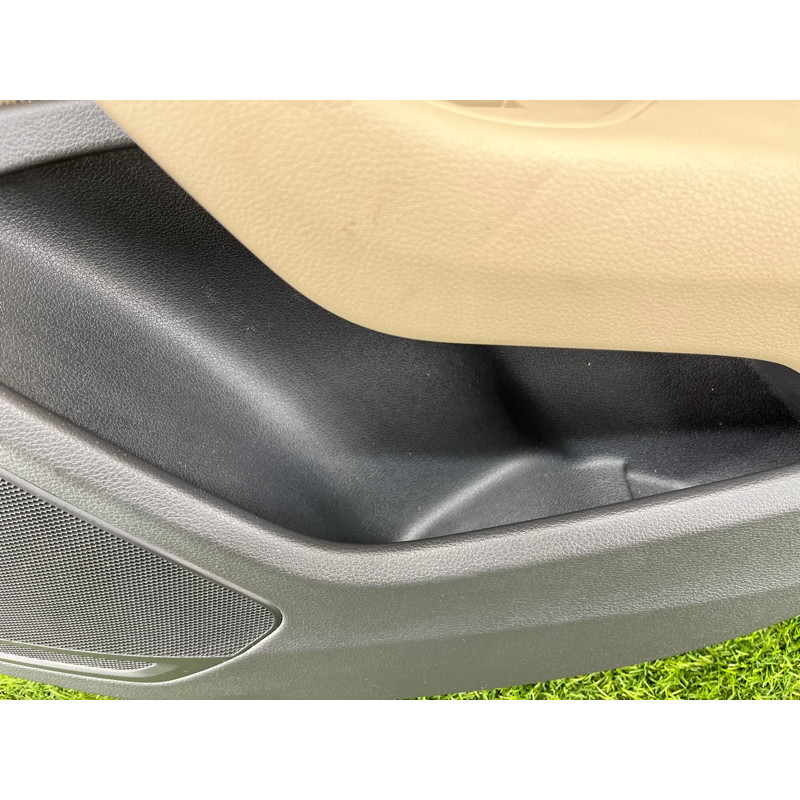 Дверная карта (салон) AUDI A4 B9 2017 2.0L 8W0867304BLCA