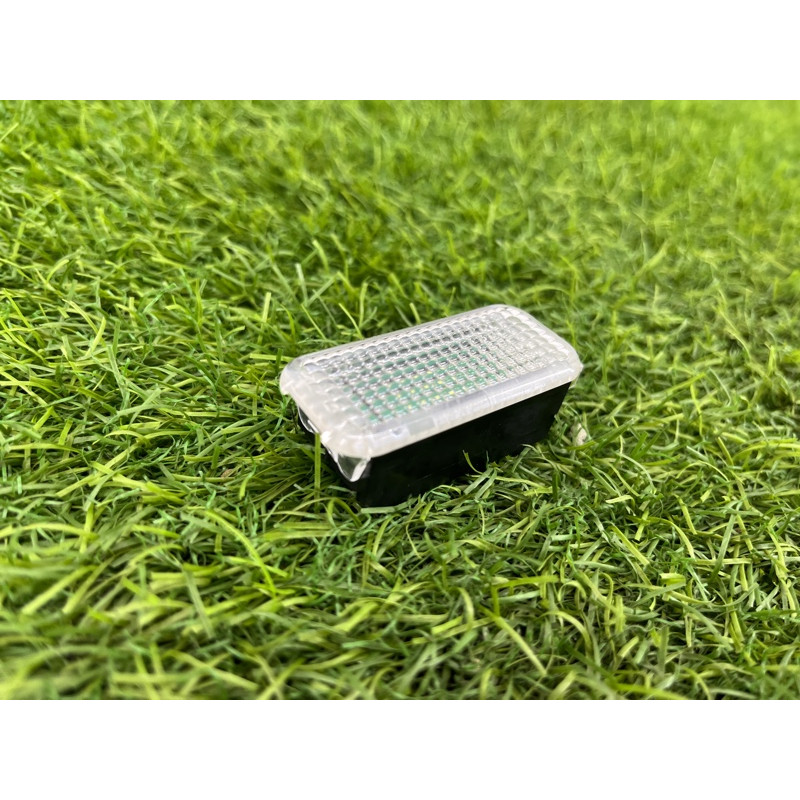 Плафон карты двери (электрика) AUDI A4 B9 2017 2.0L 4E0947415