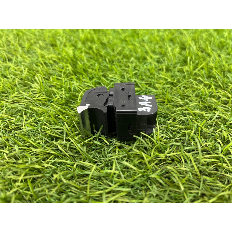 Кнопка стеклоподъемника (электрика / кнопки) AUDI A4 B9 2017 2.0L 4M09598555PR