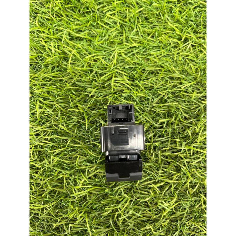 Кнопка стеклоподъемника (электрика / кнопки) AUDI A4 B9 2017 2.0L 4M09598555PR