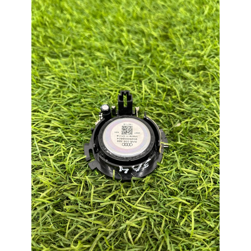 Динамик (электрика) AUDI A4 B9 2017 2.0L 8W5035399