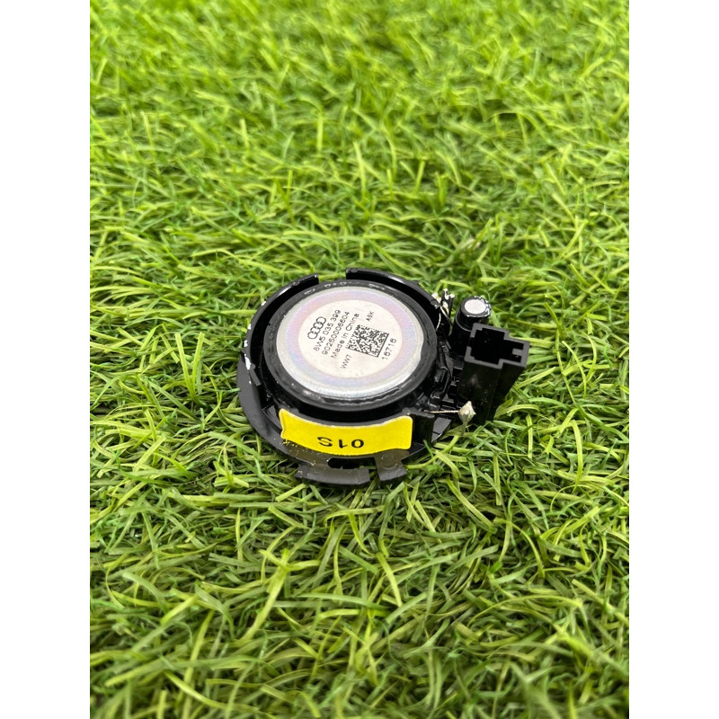 Динамик (электрика) AUDI A4 B9 2017 2.0L 8W5035399