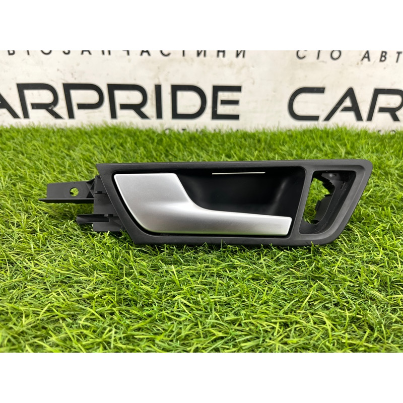 Ручка двери внутренняя (салон) Audi Q5 8R 2012 3.2 CALB 8R0839019A6PS