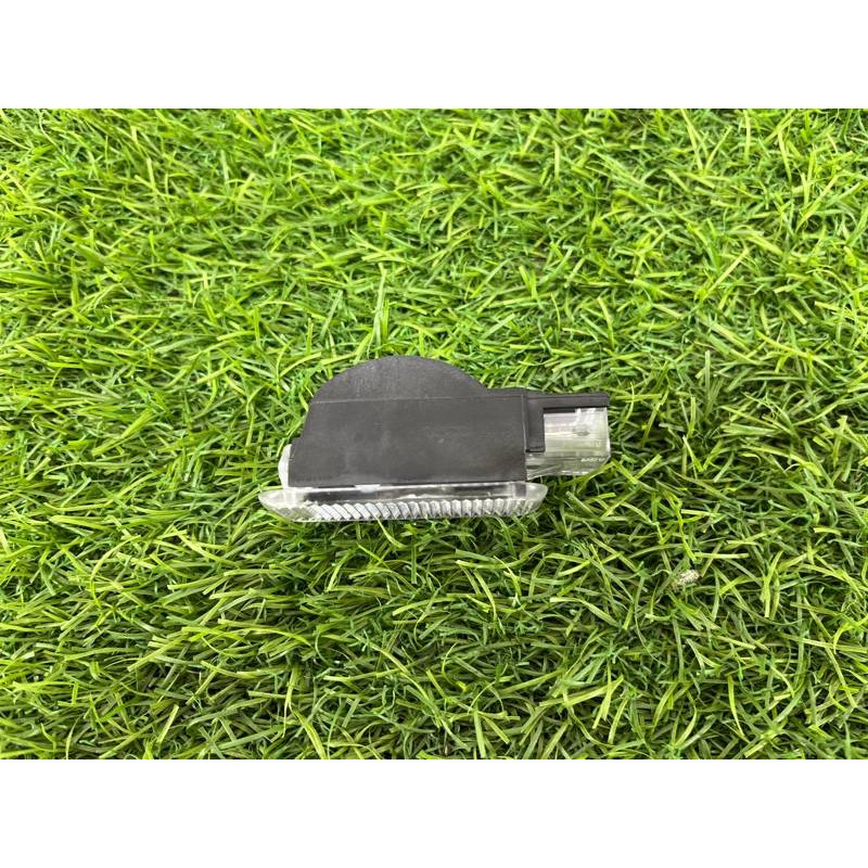 Плафон карты двери (электрика) Audi Q5 8R 2012 3.2 CALB 4B0947415A