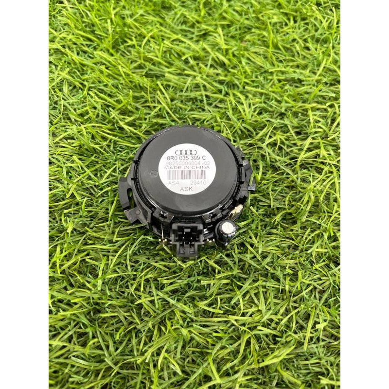 Динамик (электрика) Audi Q5 8R 2012 3.2 CALB 8R0035399C