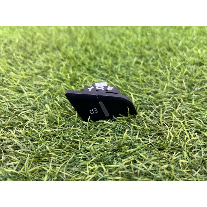 Кнопка блокировки центрального замка (электрика / кнопки) Audi Q5 8R 2012 3.2 CALB 8R0962107AV10