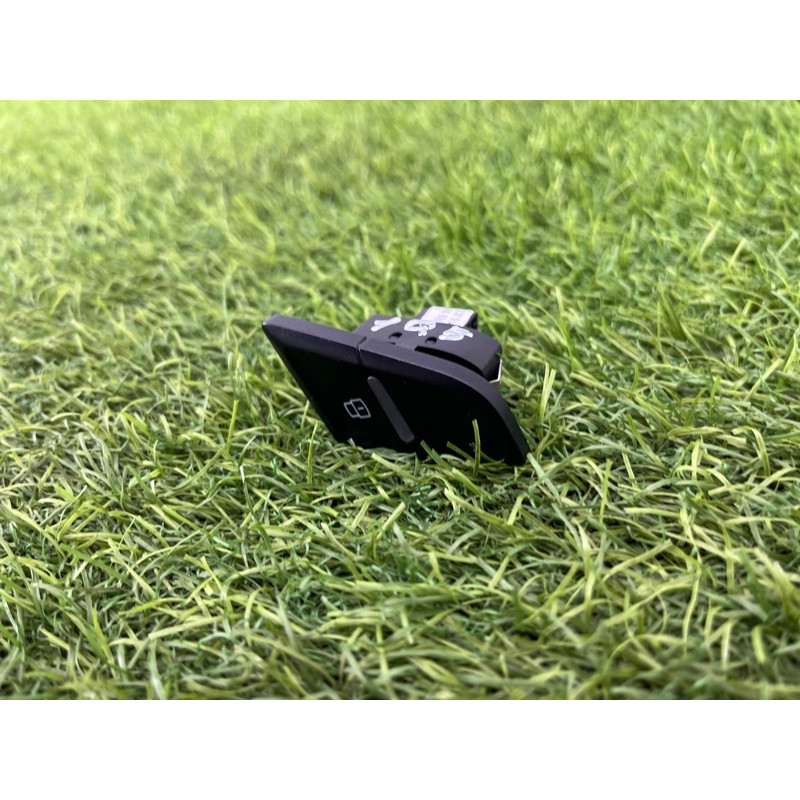 Кнопка блокировки центрального замка (электрика / кнопки) Audi Q5 8R 2012 3.2 CALB 8R0962107AV10