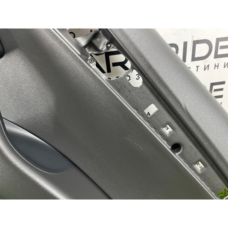 Дверная карта (салон) Audi Q5 8R 2012 3.2 CALB 8R0867304B24A