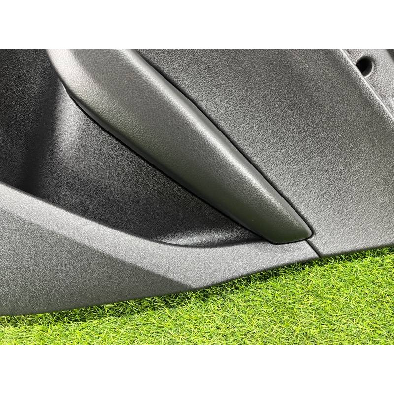 Дверная карта (салон) Audi Q5 8R 2012 3.2 CALB 8R0867304B24A