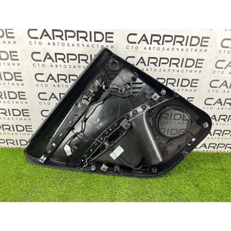 Дверная карта (салон) Audi Q5 8R 2012 3.2 CALB 8R0867304B24A