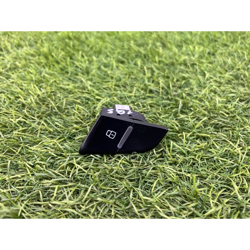 Кнопка блокировки центрального замка (электрика / кнопки) Audi Q5 8R 2012 3.2 CALB 8R0962108AV10