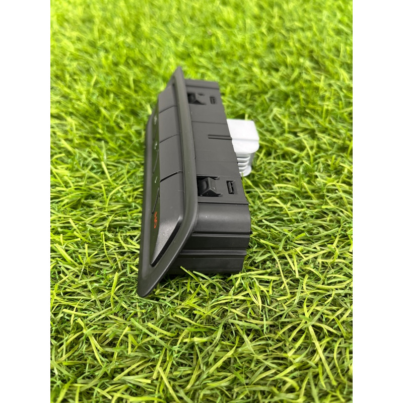 Кнопка памяти сидения (электрика / кнопки) Audi Q5 8R 2012 3.2 CALB 8R0959769V10