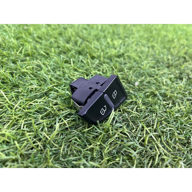 Кнопка блокировки центрального замка (электрика / кнопки) Audi Q5 8R 2012 3.2 CALB 8R1962107AV10