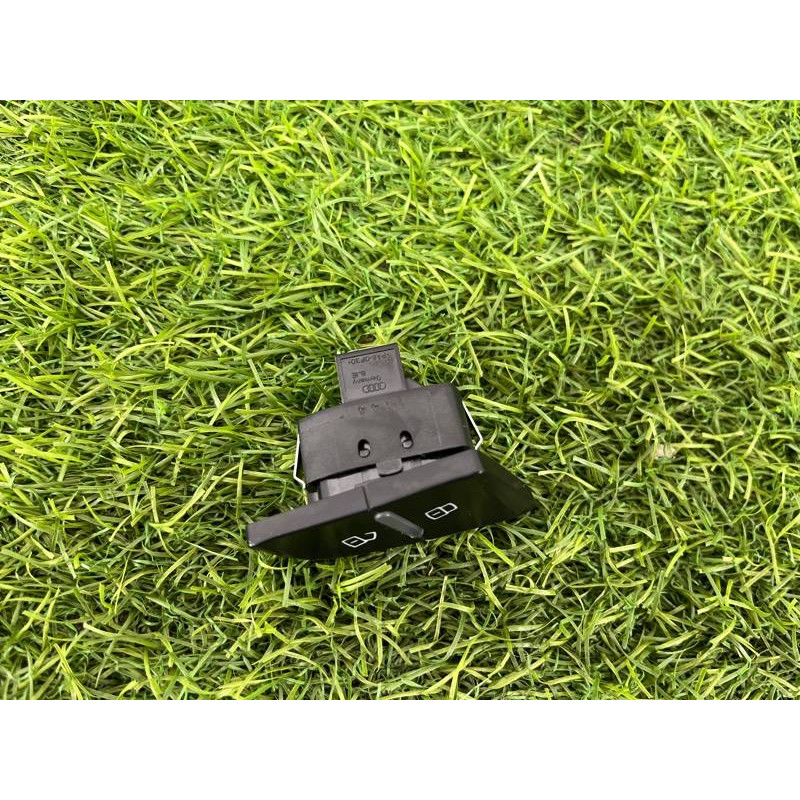 Кнопка блокировки центрального замка (электрика / кнопки) Audi Q5 8R 2012 3.2 CALB 8R1962107AV10